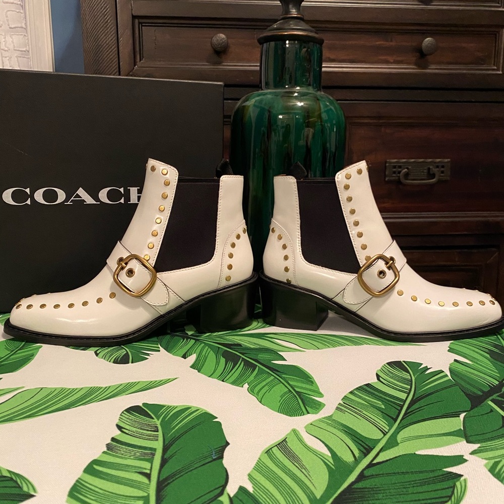 NWB Coach booties Sz 5.5